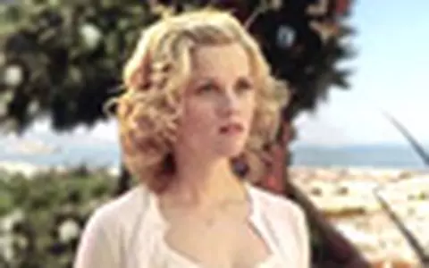 Reese Witherspoon - Noua imagine Avon