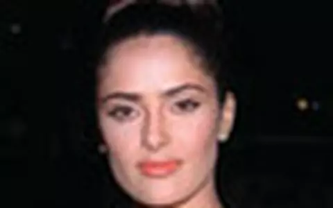 Salma Hayek - Logodita si insarcinata