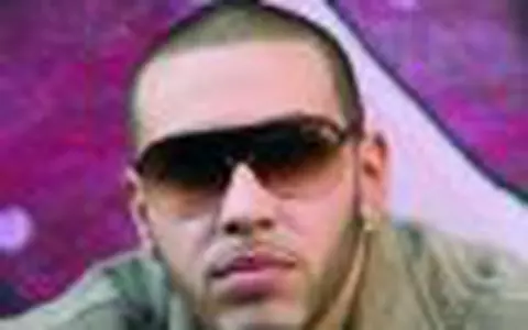 Alex - R&B si opt tatuaje