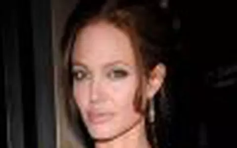 Angelina Jolie, cea mai sexy actrita din toate timpurile