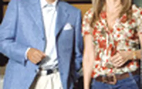 Romanita Iovan: Romantism si bani. Cum naiba s-au intalnit?