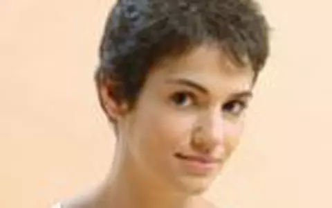 Dorotheea Petre, colega de platou cu Adrian Mutu si Harvey Keitel