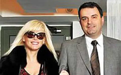 Loredana. De profesie debutanta.