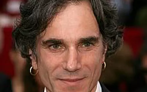 Daniel Day-Lewis si cele sase muze - Video