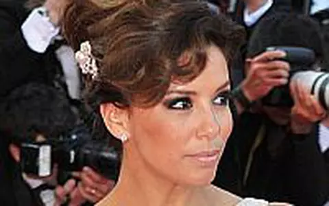 Eva Longoria devine stilist