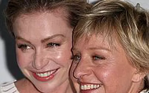Ellen DeGeneres si Portia de Rossi s-au casatorit - Video