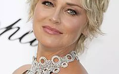 Sharon Stone are un iubit tanar