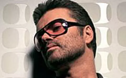George Michael se retrage