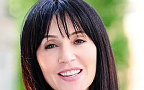 Anastasia Soare
