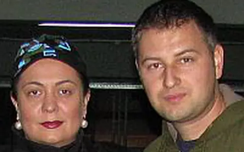 Monica Anghel si Bogdan Miu conduc masini noi