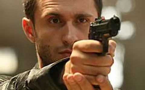Dragos Bucur e politist in Contra timp