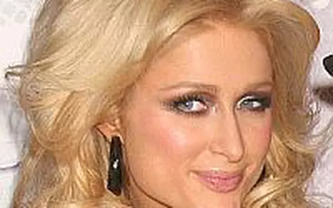 Paris Hilton e din nou singura