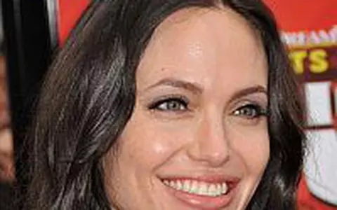 Angelina Jolie e cea mai bine platita actrita de la Hollywood