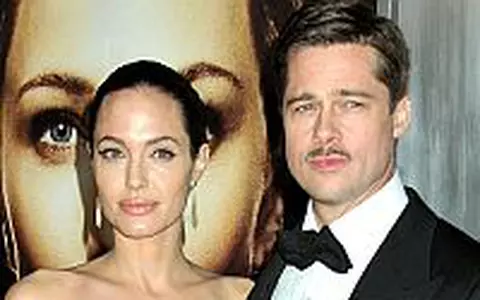 Angelina Jolie si Brad Pitt au intrat in cursa pentru Golden Globes - VIDEO