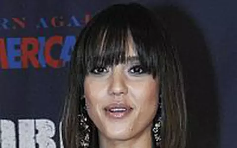 Jessica Alba a dezvaluit cum a slabit dupa nastere