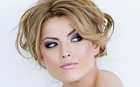 Elena Gheorghe - Mai tare ca votca ruseasca - VIDEO