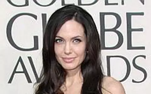 Angelina Jolie e deprimata