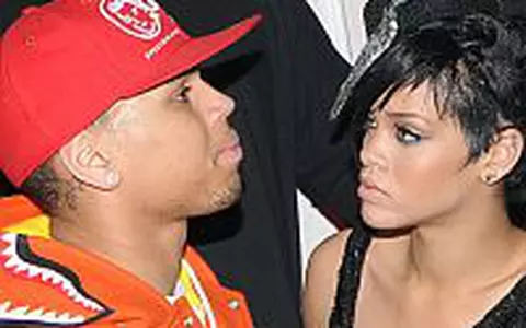 Rihanna si Chris Brown - Casatorie in secret?
