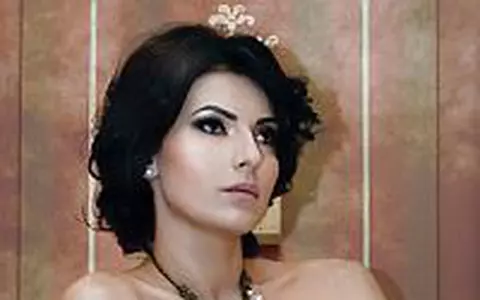 Designerii romani: Propuneri pentru sezonul primavara-vara 2009 - Partea a II-a