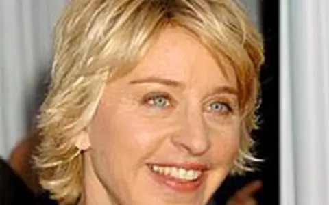 Ellen DeGeneres canta in baie