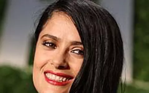 Salma Hayek neaga ca planuieste o nunta de 2 milioane $