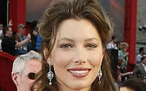 Jessica Biel - Numar de striptease in viitorul sau film - VIDEO
