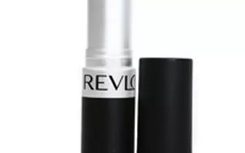 Revlon Super Lustrous Matte pentru buze sexy