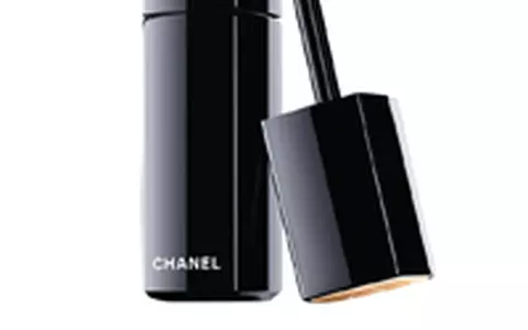 Rouge Allure Laque by Chanel
