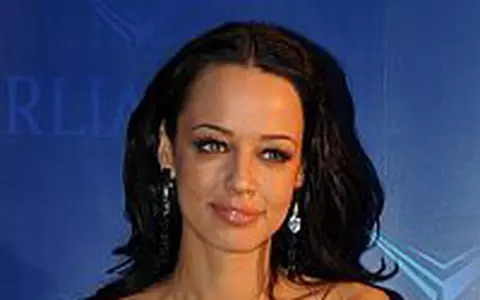Andreea Raicu - Petrecere exclusivista