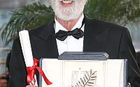 Isabelle Huppert i-a dat Palme d’Or-ul lui Michael Haneke