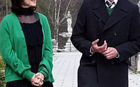 Rachel Weisz si Adrien Brody au vizitat castelul Peles - VIDEO