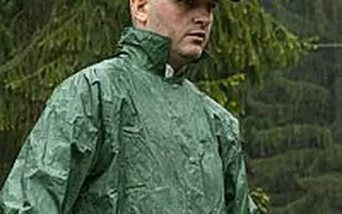 Virgil Iantu munceste si pe ploaie