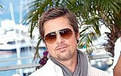Brad Pitt colectioneaza opere de arta