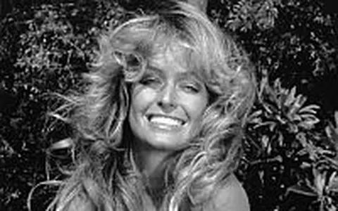 Farrah Fawcett - Icon-ul anilor 70