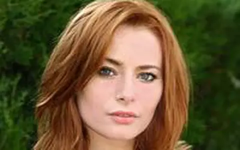 Laura Cosoi, schimbare de look pentru rolul din ”Aniela”