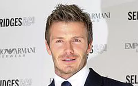 David Beckham si Angelina Jolie impreuna...