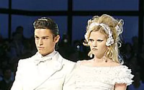 Show-ul Chanel Haute Couture toamna-iarna 2009-2010