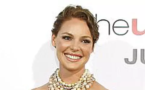 Katherine Heigl, stralucitoare la premiera filmului ”The Ugly Truth” - VIDEO