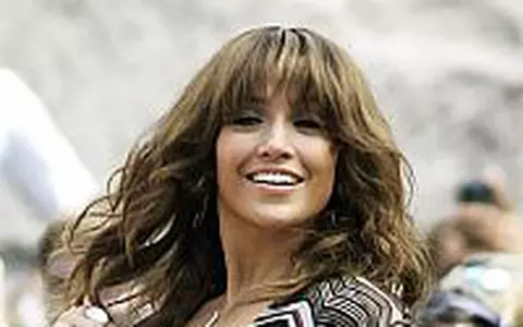 Jennifer Lopez s-a intors la munca
