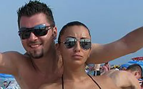 Giulia si Oli s-au distrat pe plaja din Costinesti