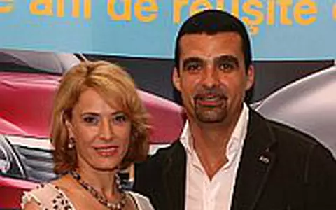 Monica Davidescu si Aurelian Temisan - La aniversarea Dacia 10 ani