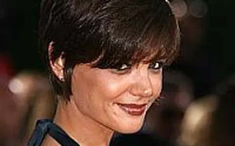 Katie Holmes - La un pas de moarte