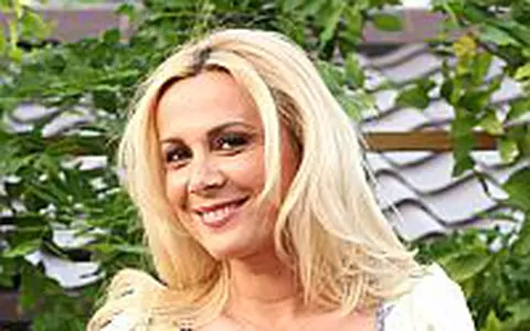 Dana Savuica a descoperit parfumul ”In Bloom Reese Witherspoon”