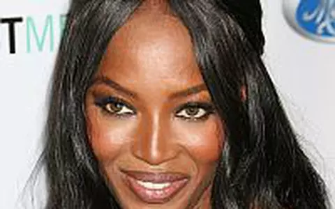 Naomi Campbell - Pantera neagra a lovit din nou