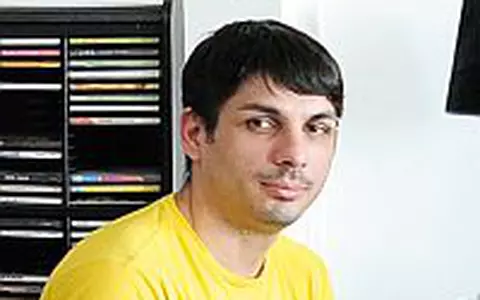 Amfitrion - Marius Nedelcu