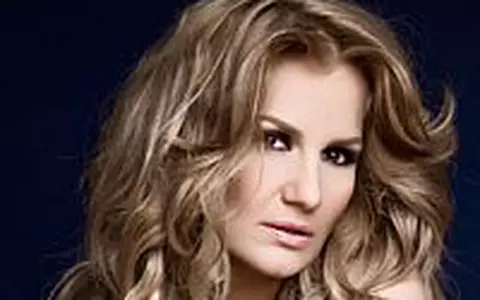 Nicola - Love& shopping - VIDEO