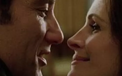 Julia Roberts si Clive Owen, in "Duplicitate", pe DVD si Blu-ray