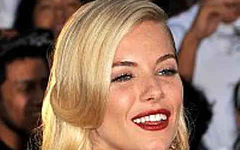 S-a intors Sienna Miller la Jude Law?