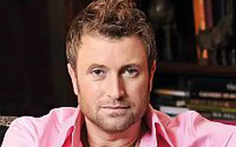 Exclusiv pentru Viva! - Acasa la Catalin Botezatu