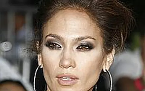 Jennifer Lopez a cazut la American Music Awards